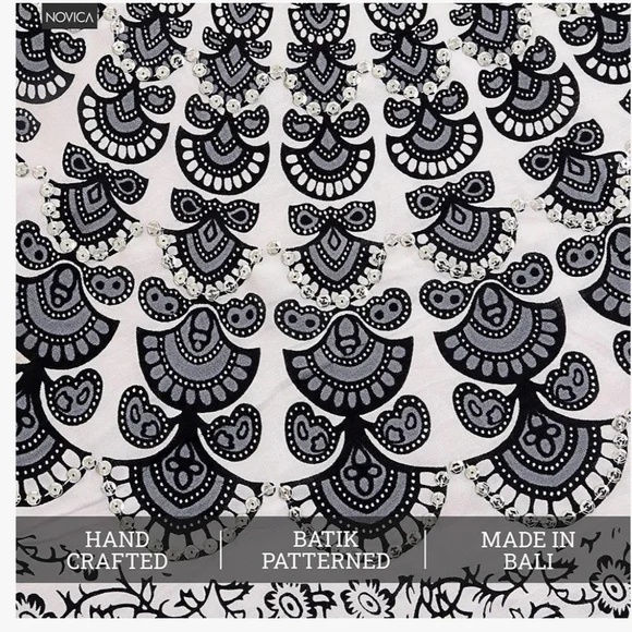 Elegant Black and White Sarong Swimwear - Picture 4 of 7